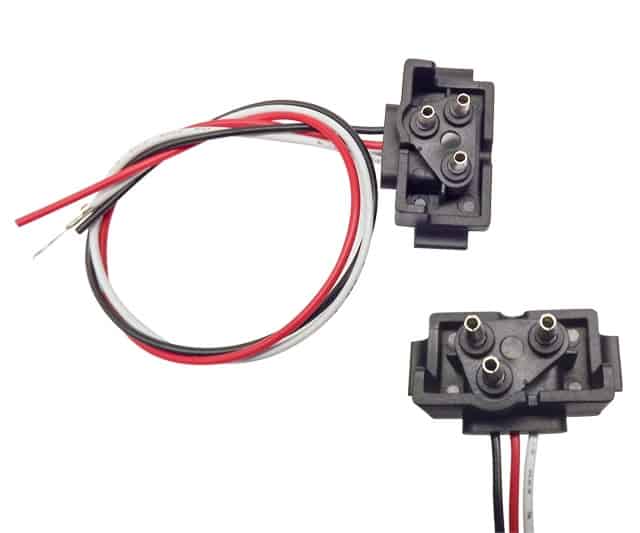 Stop/Tail/Turn & Reverse LED 3 Pole Connector